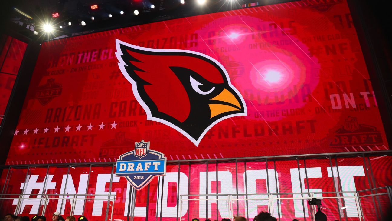 BALLBET SPORTS - NFL暂停红雀高管涉赌政策违规行为：行业自律与合规风险全解析 - BB体育